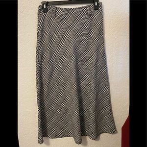 Black and white long skirt